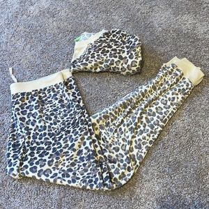 Honeydew Jogger Pajama Set, Size Medium, Brown Animal Print